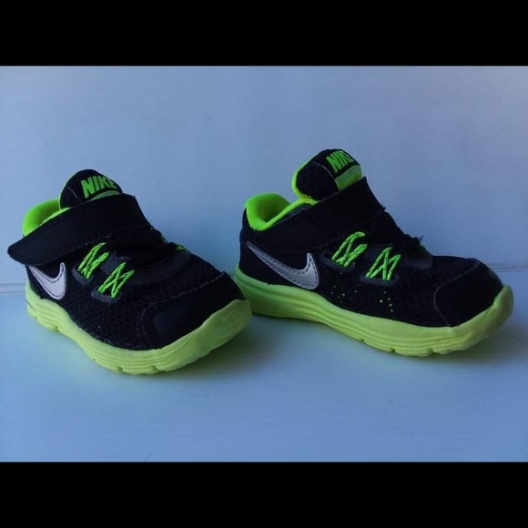 Nike Lunarglide 4 Kids size 5 - Picture 5 of 8